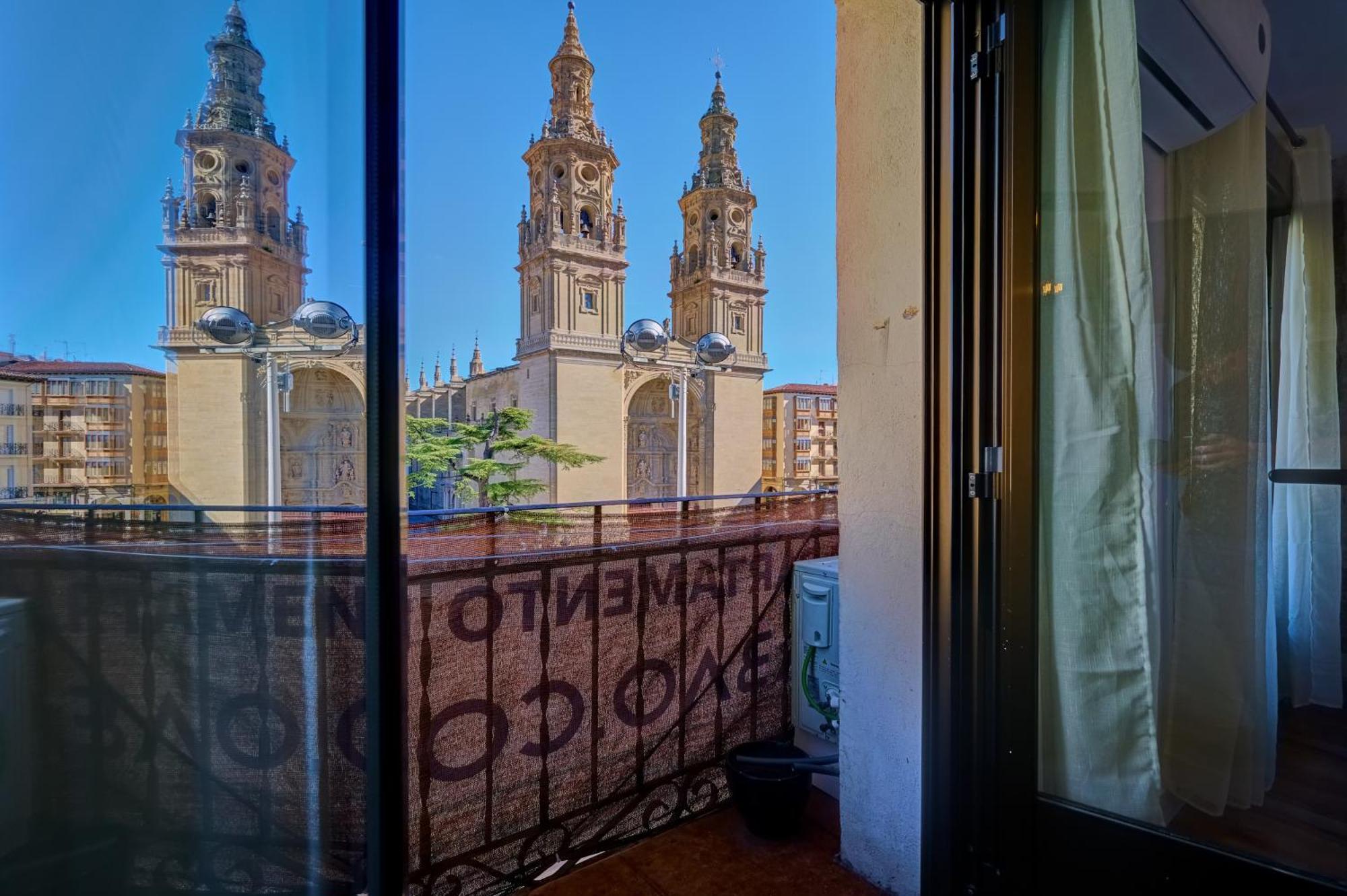 Balcon Del Mercado By Clabao Logrono Ngoại thất bức ảnh